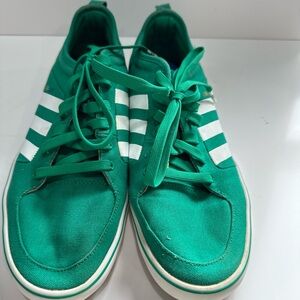 Men’s Adidas AR-D1 Size 7.5 Casual Shoe